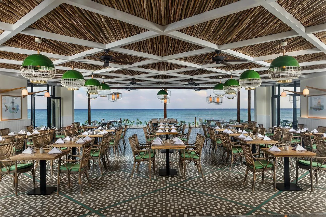 埃尔贝索海洋海滨天堂全包酒店 普拉亚卡门 5*,